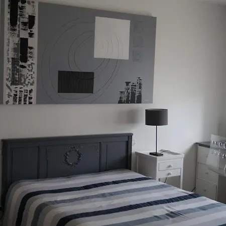 Maison De Centre - Meuble Tourisme 4 Etoiles Holiday home *